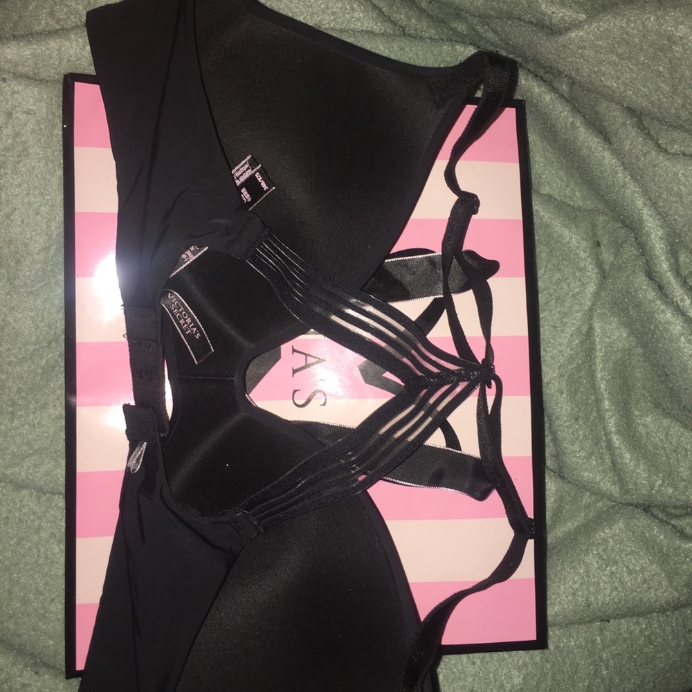 Victoria secret brand new all black bra